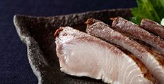 塩麹など、麹で仕込む発酵食品。